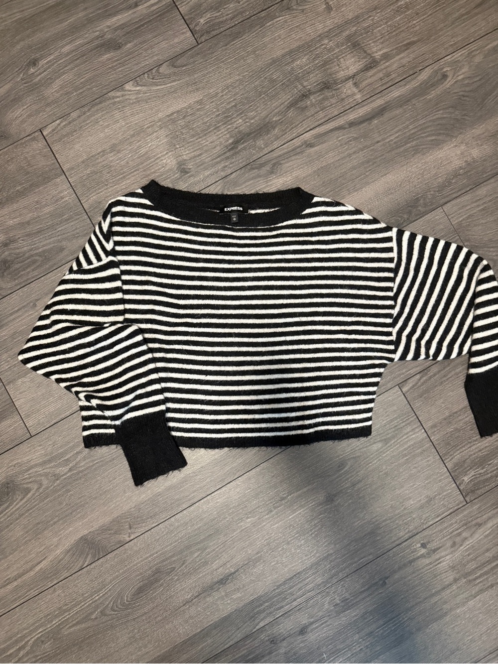 Express Black & White Striped Cropped Crewneck Sweater